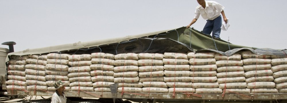 Iran Clinker, Cement Exports Rise 10% 