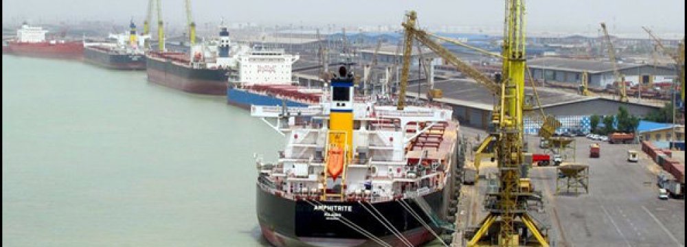 Imam Khomeini Port Throughput Grows 12%