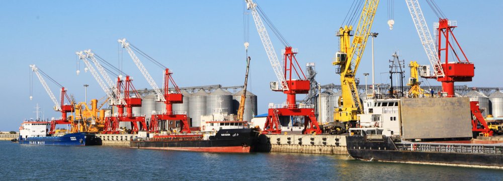 Throughput of Ports Rises 8%