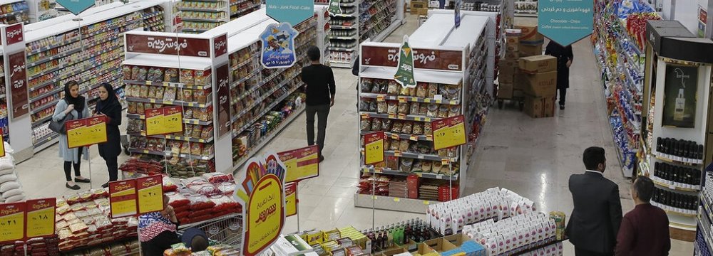 Food Inflation at 60% Marks Biggest Rise Among 12 Goods, Services Groups 