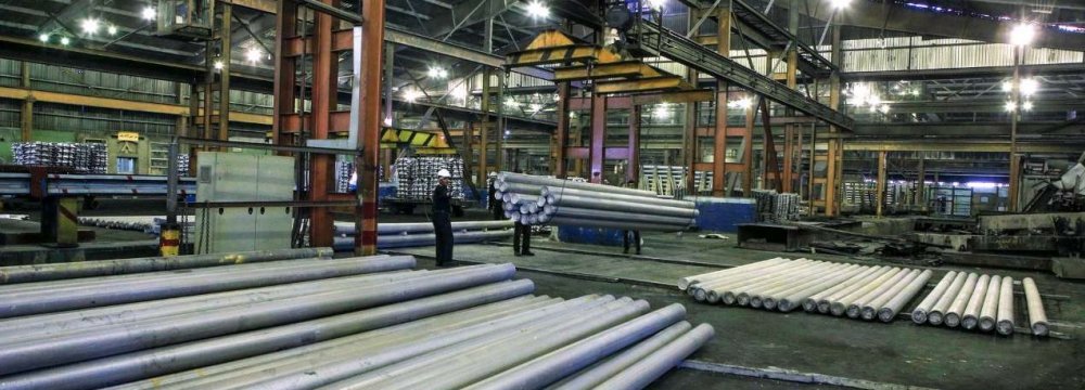 Iran's Aluminum Output Hits Record 