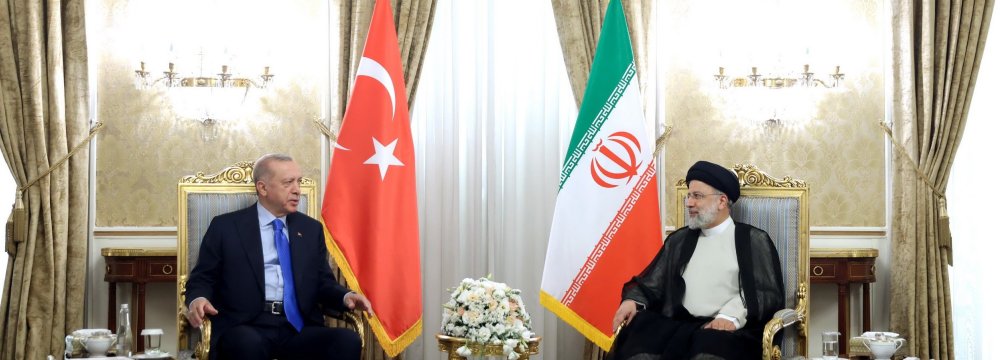 Iran's Trade With Turkey Surges by 36% YOY to $3.2b in 7 Months