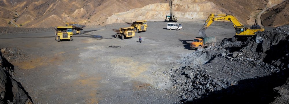 Iran’s Iron Ore Reserves: 5 Billion Tons Estimated, 2.3 Billion Tons Proven 