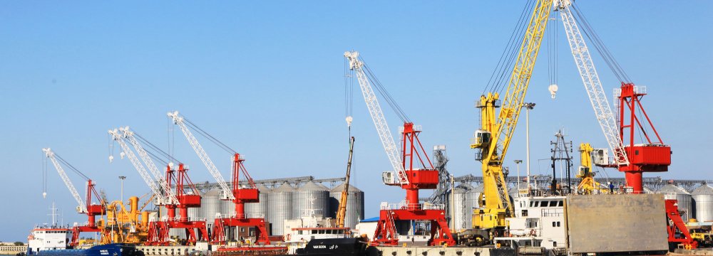Exports From Mazandaran Rise 5 Percent in Q1-3 