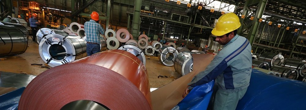 Iranian Steel Companies Register Strong Growth in Output, Exports