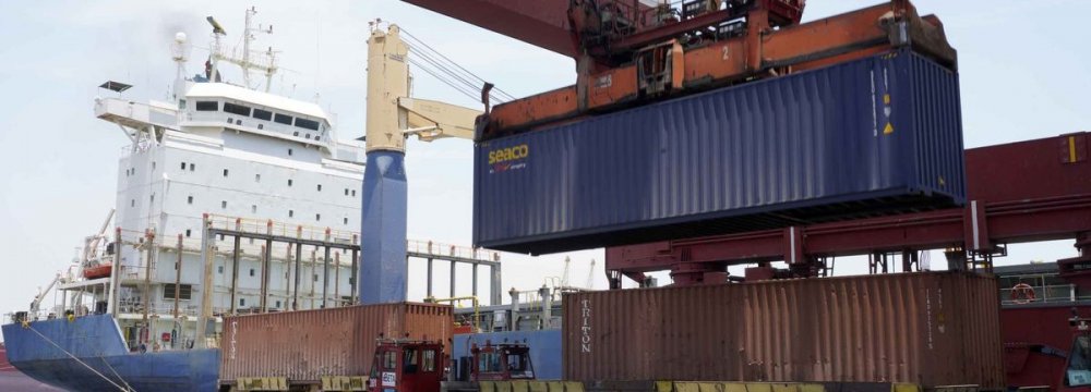 Iranian Ports Show 17% Rise in Throughput in Fiscal 2021-22 