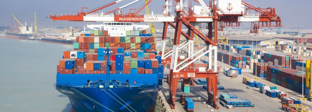 Unloading of Essential Goods Increase at Iranian Ports