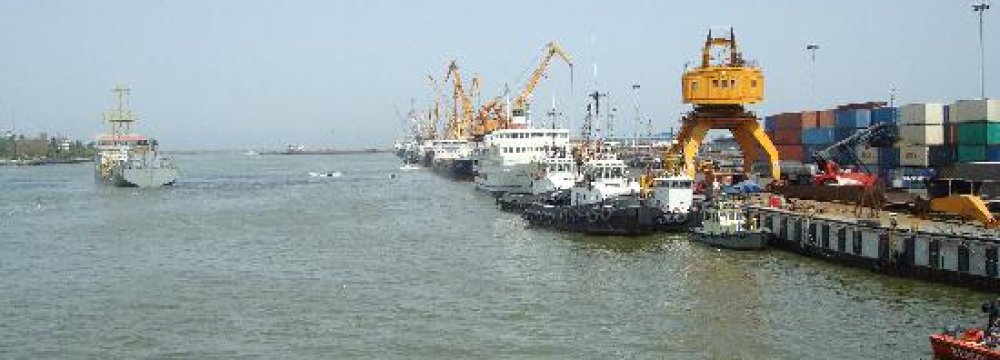 Rise in Throughput of Ports in Iran’s Gateway to Eurasia 