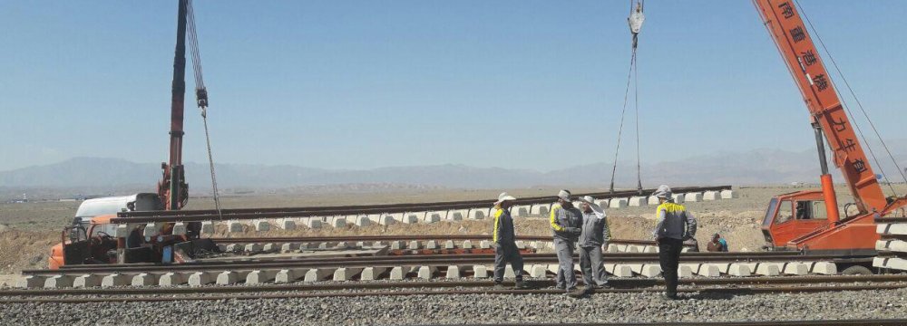 Iranian Private Sector to Launch Rail Linkup With Iraq in 1 Month