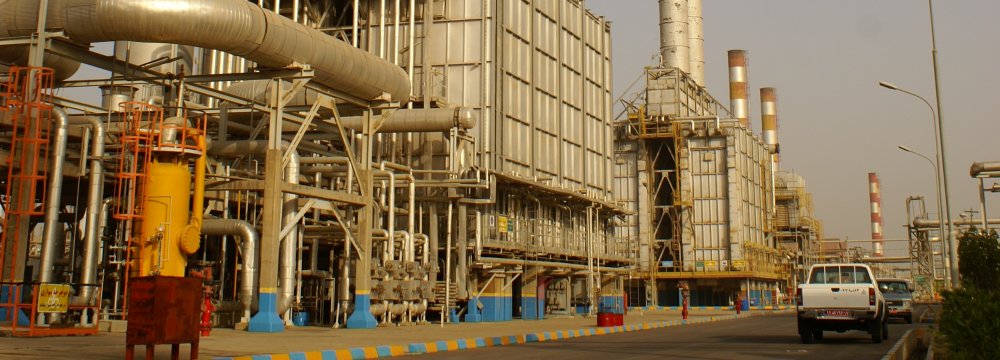 Gasoline Quality Boost Tops Abadan Refinery Agenda