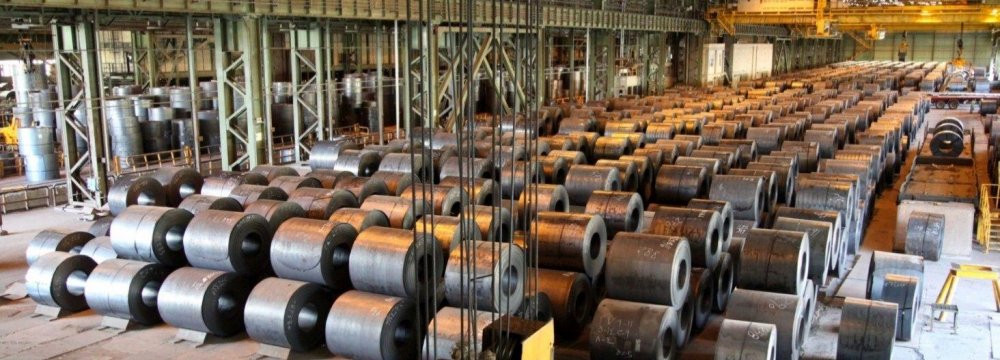 Iran Steel Exports Dip 4%, Imports Decline 53%