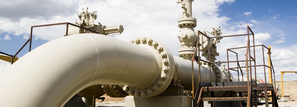 Iran plans to extend its 36,000-km high-pressure gas pipelines to  45,000 km by 2026.