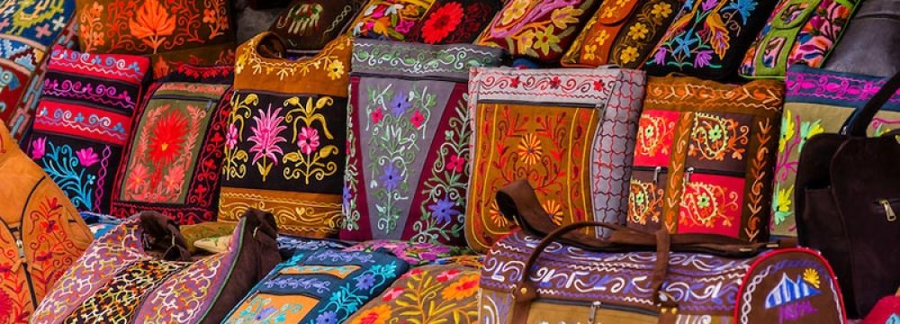 Iran Shipment Issues Trouble Indian Handicraft Exporters