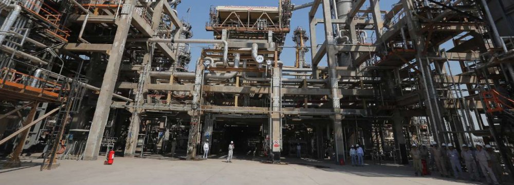 Persian Gulf Star Refinery&#039;s Fourth Phase Commissioned
