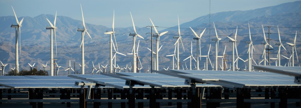 Cheap Fossil Fuels Hinder Renewables Development