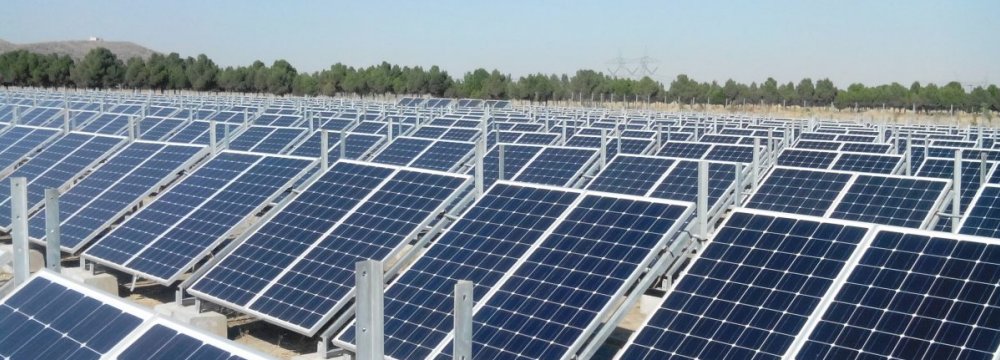With more than 300 sunny days, Iran has remarkable potentials to expand solar energy infrastructure.