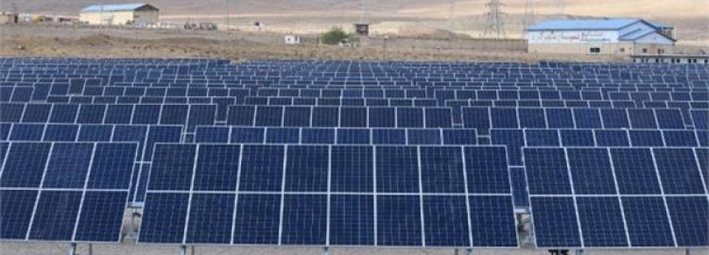Renewables Help Save Water,  Curb Greenhouse Emissions