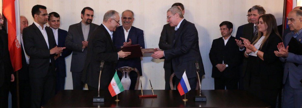 Iran and Russia have agreed to collaborate in international energy projects.