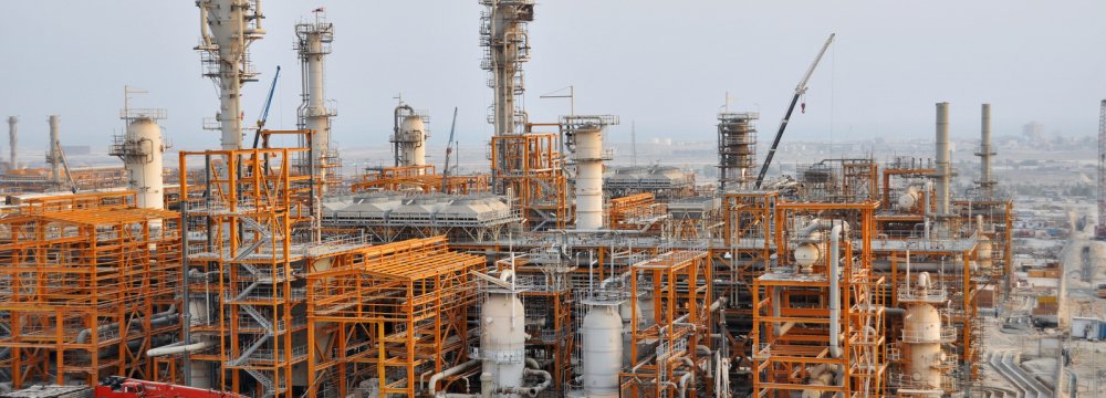 3 SP Refineries to Come on Stream 