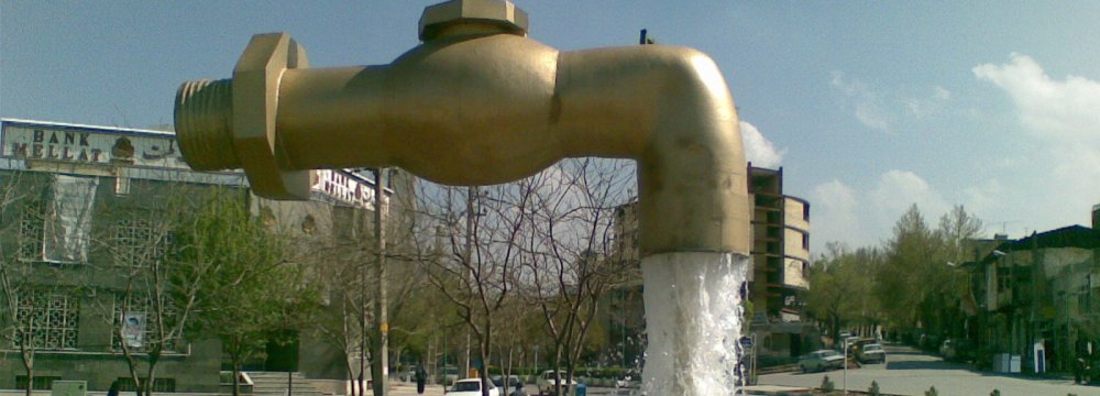 Tehran Water Consumption Exceeds National Average