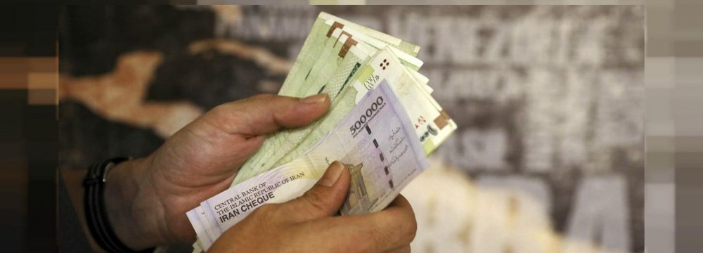 Broad Money Growth at Record High in Iran