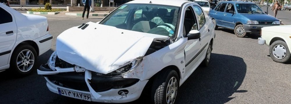 Insurance Regulator, Police Agree to  Develop Online Car Accident Reporting