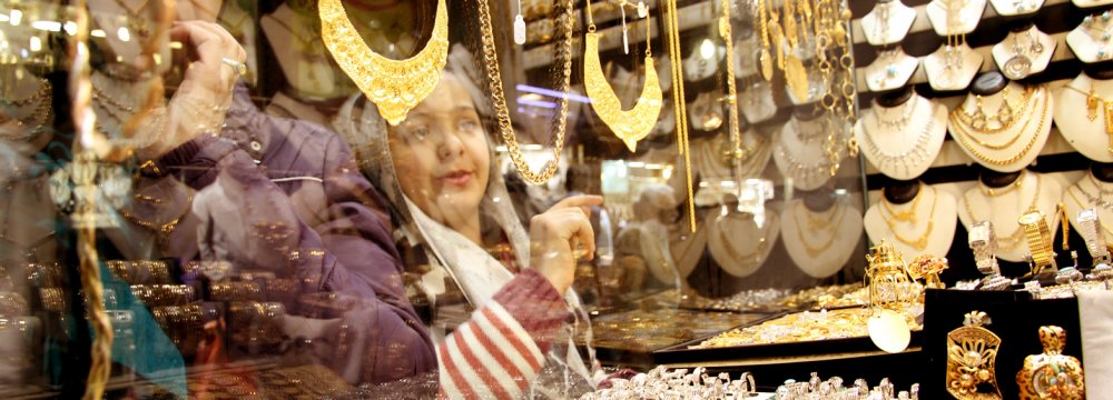 Gold Drops, Gold Coins Rise in Tehran Market