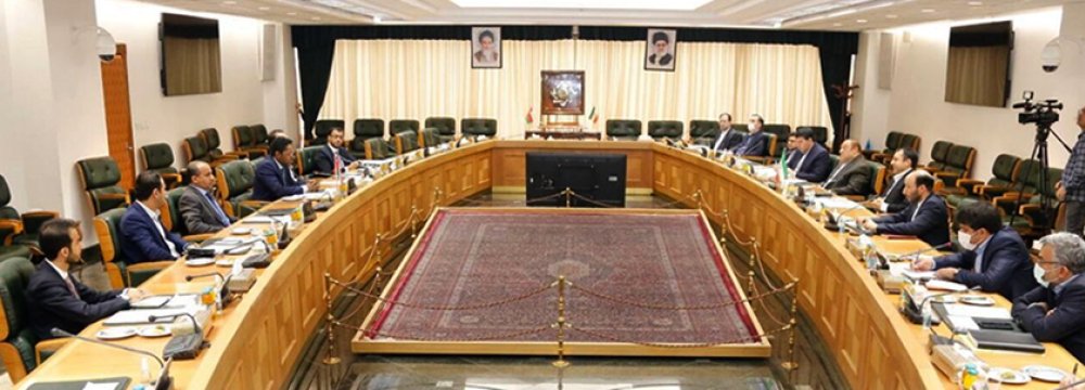 Oman Central Bank Chief Calls on CBI’s Salehabadi