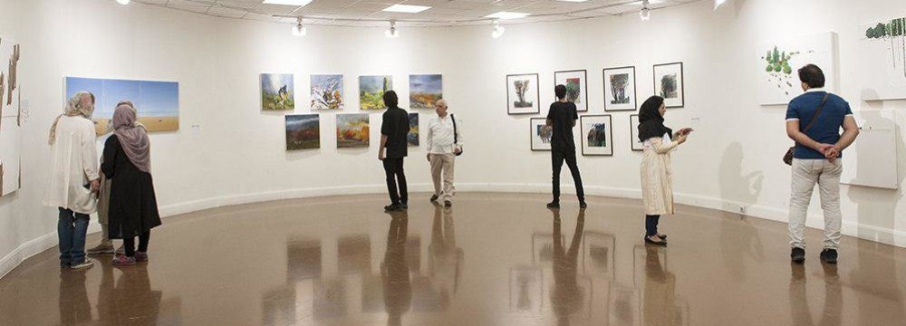 The number of art galleries in Iran has been on the rise in recent years.