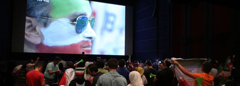 Iranian Cinemas Profiting From Screening World Cup Games