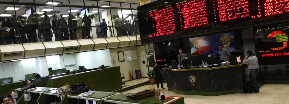 Tehran Stocks Nudge Slightly Higher 