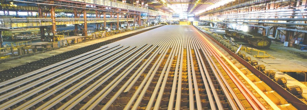 Marked Decline in Steel Output Due to Power Outage