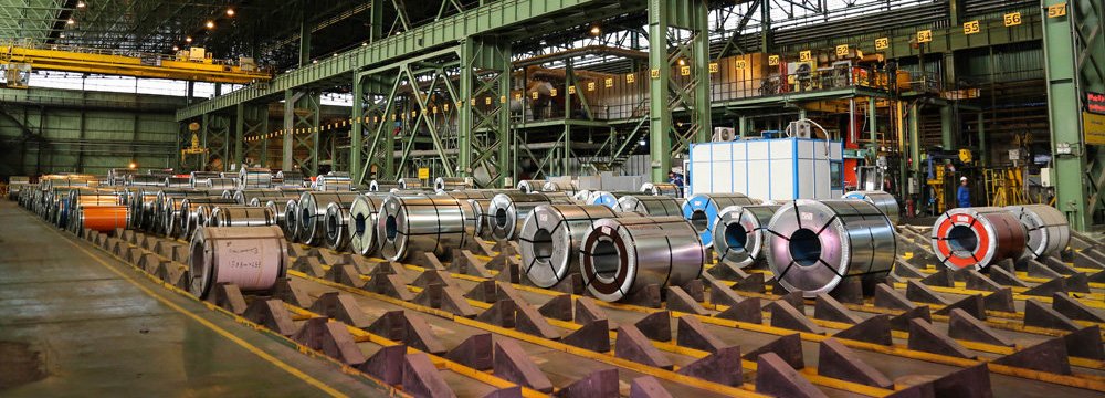 Iranian steelmakers exported 858,974 tons of steel during April 21-May 21, which indicates a 36% YOY rise following an unpromising performance during the month before.