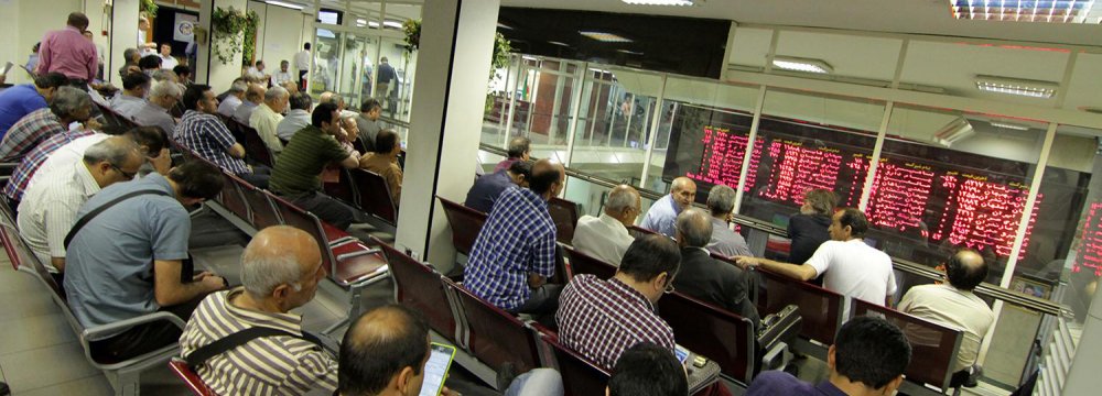 Fresh Money Supply Breathes New Life Into Tehran Stocks 