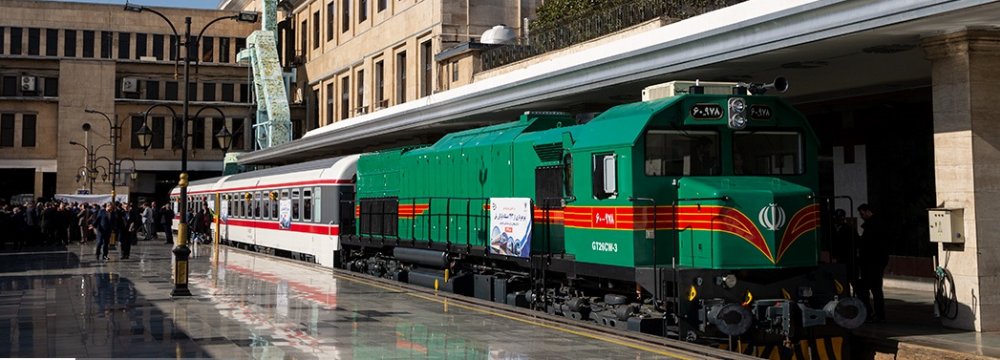 Iran: Domestically-Made, Repaired Rolling Stock Join Rail Fleet 