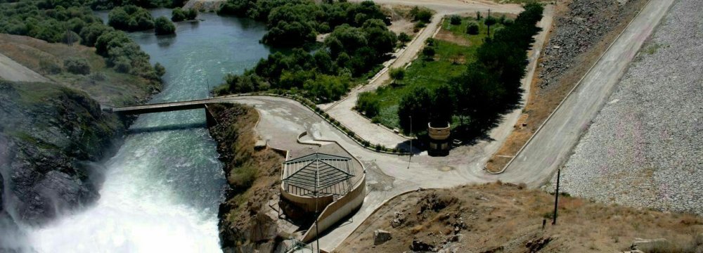 Boukan Dam to Feed Urmia Lake