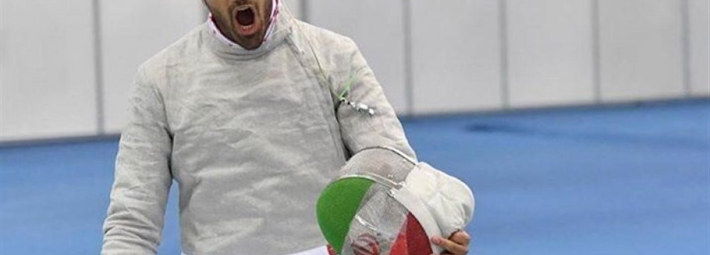 Pakdaman Takes Bronze  in Fencing World Cup
