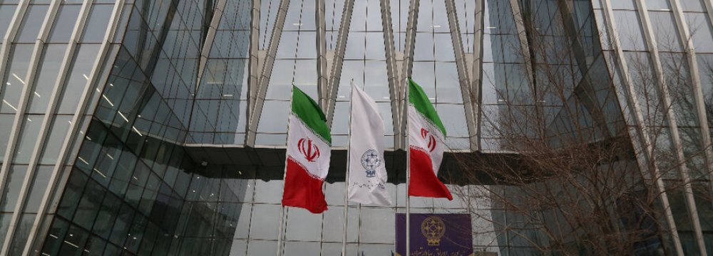 In Iran's Fiscal 2019-20: Stocks Defy Forex and Gold 