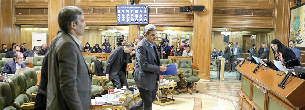 Tehran Mayor Submits New Budget Bill