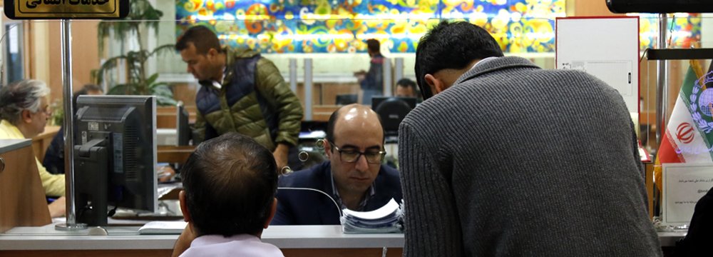 Banks Deposits Rise to $182b in Iran 