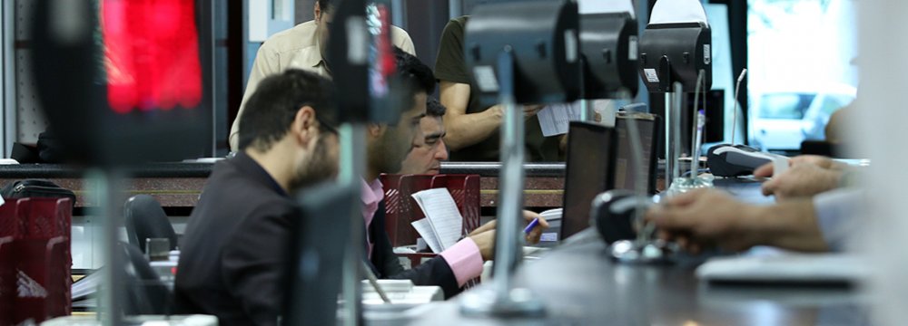 Iranian Bank Debts to CBI Rising at Alarming Rate  
