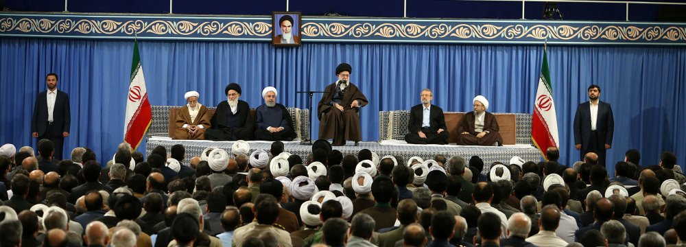 Leader of Islamic Revolution Ayatollah Seyyed Ali Khamenei meets with a number of Iranian officials and ambassadors of Muslim countries in Tehran on Saturday.  