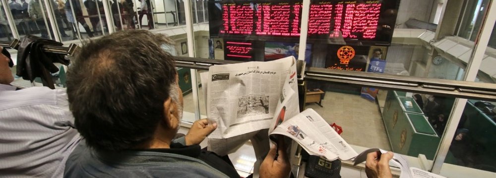 Tehran Stocks End Week Flat as Traders Await Forex Stability 