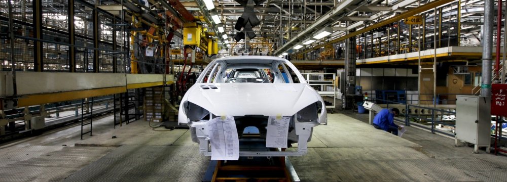 Iranian Carmakers’ Woes Deepen