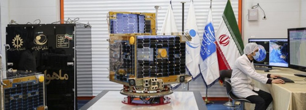 Pars1 Satellite Delivered to Iranian Space Agency