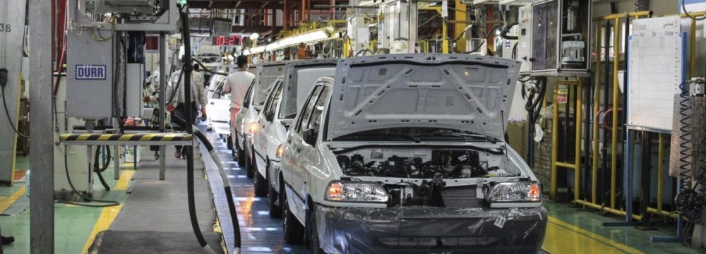 Iran Auto Output Down 25% | Financial Tribune