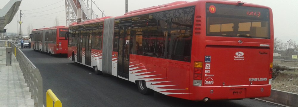 Covid-19 Taking Heavy Toll on Tehran Public Transportation