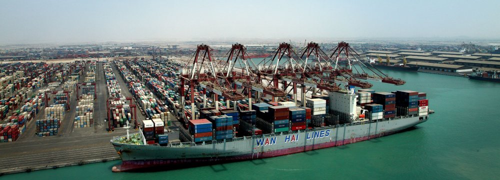 Iran's Non-Oil Foreign Trade Hit $52b 