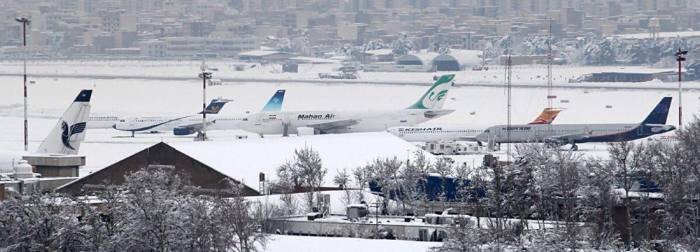 Iran Airport Traffic Declines as High Season Ends - Photo: Hamidreza Jafari