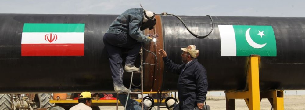 Oil Ministry Still Positive About Pak Gas Project 